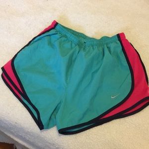 Nike Tempo Running Shorts | Size M